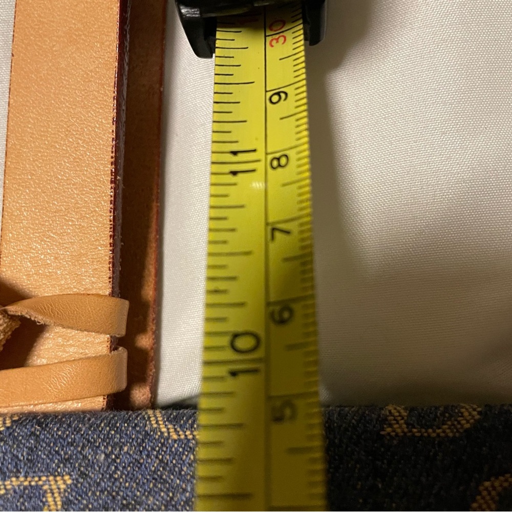 Dooney & Burke Large monogram bucket purse - Picture 6 of 7